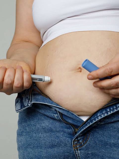 Aplicação de caneta emagrecedora para diabetes tipo 2